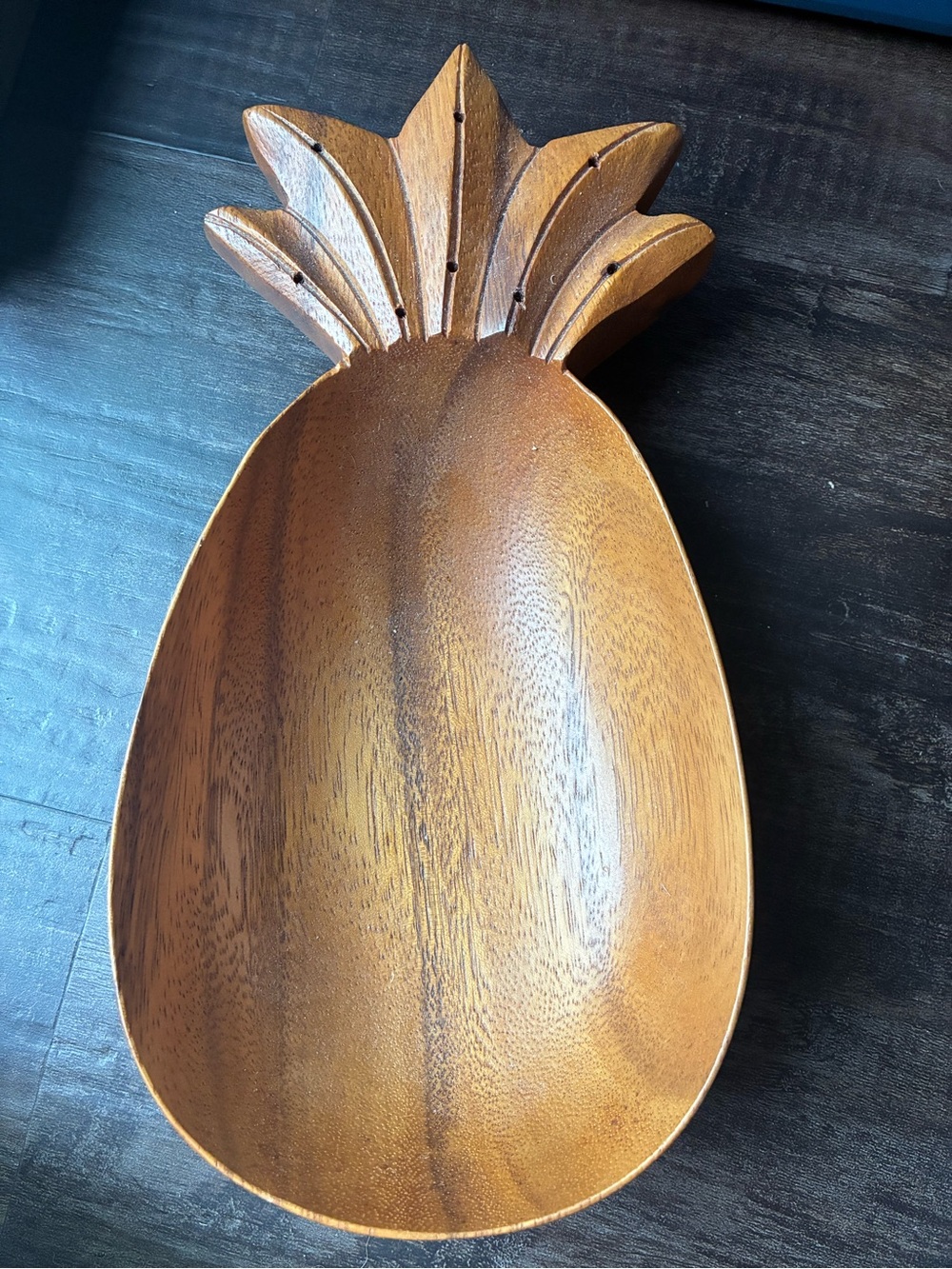 Hand-Carved Pineapple Serving Bowl in Natural Brown